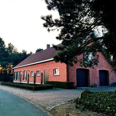 B&B Bergenhof Hoogstraten Exteriör bild